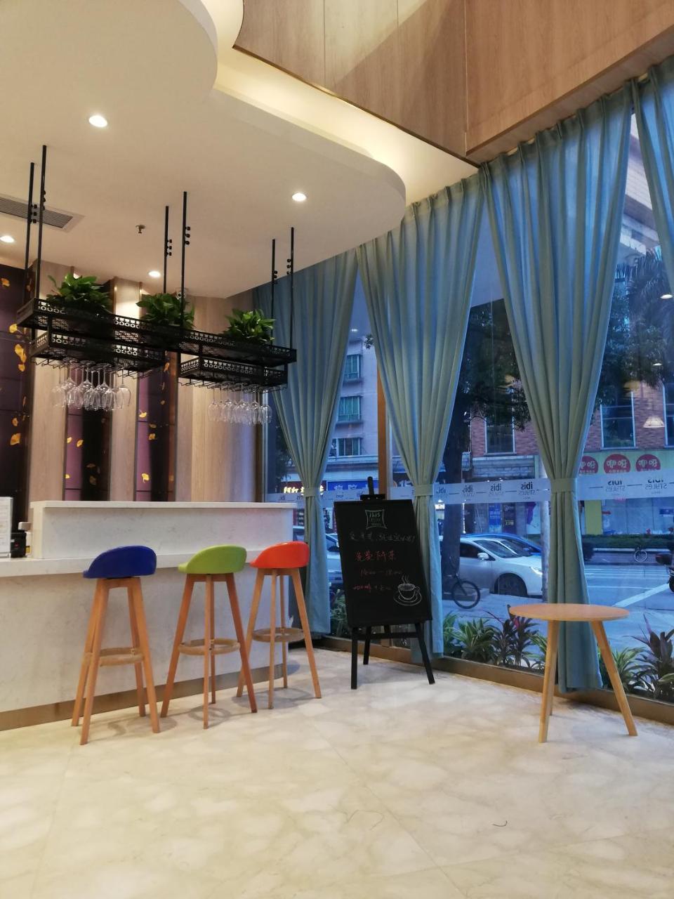 Ibis Styles Guangzhou Panyu Shiqiao Hotel Eksteriør billede